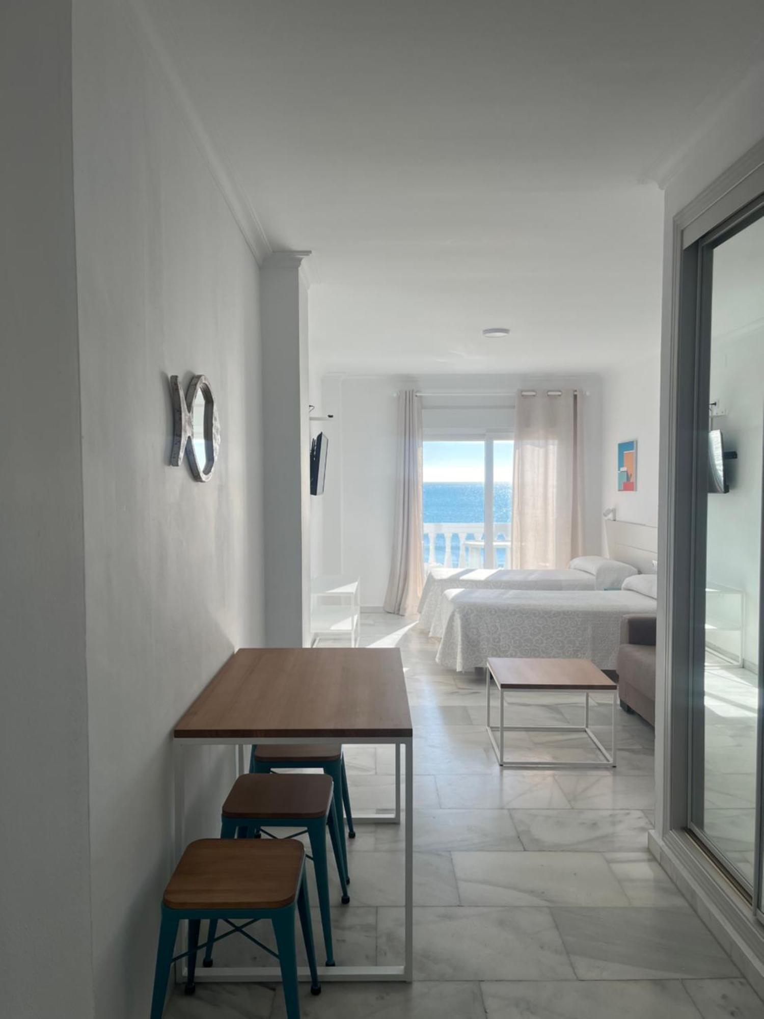 Apartamentos Guaquin Торремолинос Экстерьер фото